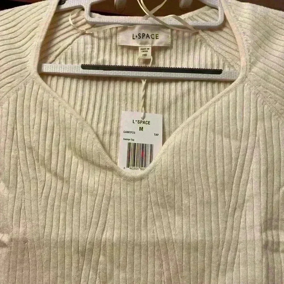 L Space Camryn Fitted Ribbed Sweater Top-Medium NWT - Picture 2 of 7